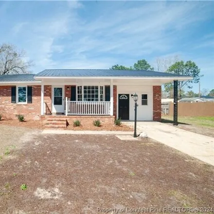 Buy this 4 bed house on Golfview Road in Golfer Acres, Hope Mills