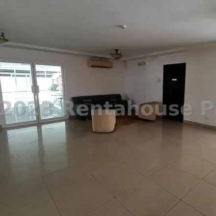 Buy this 3 bed apartment on Calle Arboleda in Los Ríos, 0843