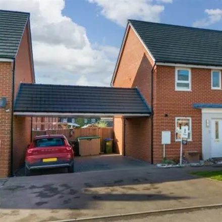Buy this 3 bed duplex on Coronet Road in Buckinghamshire, HP22 7BY