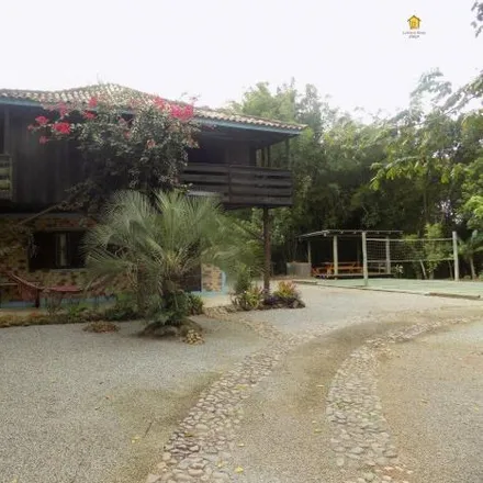 Buy this 4 bed house on Rua dos Crisântemos in Araçatuba, Imbituba - SC