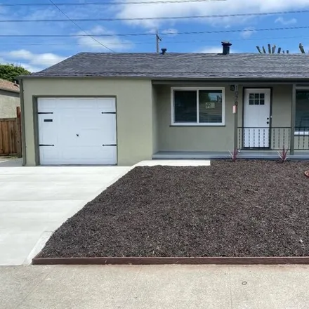 Buy this 3 bed house on 1072 Thelma Avenue in Vallejo, CA 94591