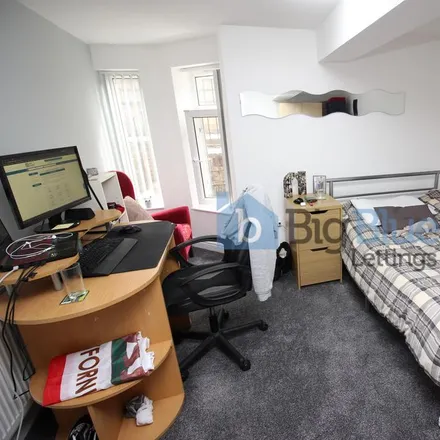 Image 6 - 187 Brudenell Street, Leeds, LS6 1EX, United Kingdom - Townhouse for rent