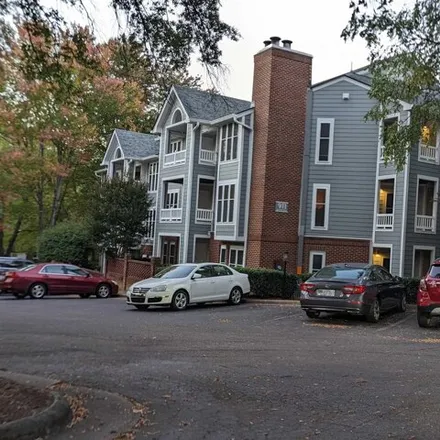 Rent this 2 bed condo on 951 Washington Street in Raleigh, NC 27605