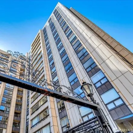 Buy this 1 bed condo on Osso Steakhouse in California Street, San Francisco