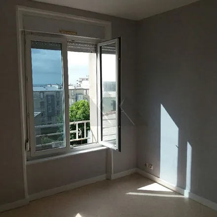 Image 3 - 83 Rue de Siam, 29200 Brest, France - Apartment for rent