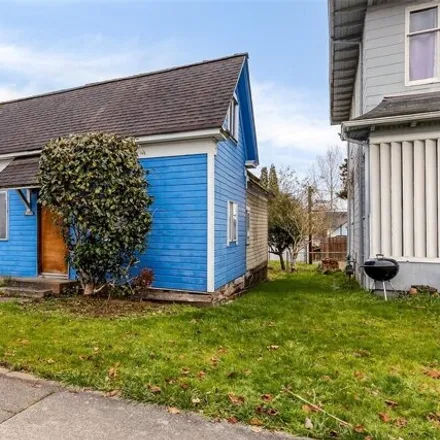 Buy this 1 bed house on 1820 24th Street in Everett, WA 98201