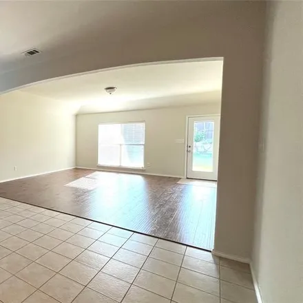 Image 3 - 2821 Cresent Lake Drive, Little Elm, TX 75068, USA - House for rent
