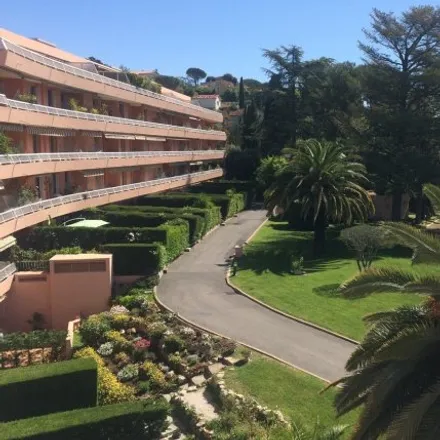 Rent this 3 bed apartment on Grasse