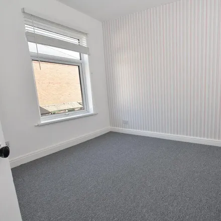 Image 7 - The Lounge, Hipper Street West, Chesterfield, S40 2AR, United Kingdom - House for rent