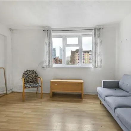 Image 2 - Evelyn Court, Evelyn Walk, London, N1 7PS, United Kingdom - House for sale