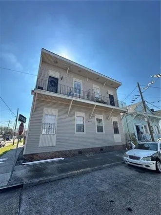 Buy this 8 bed house on 2100 South Liberty Street in New Orleans, LA 70113