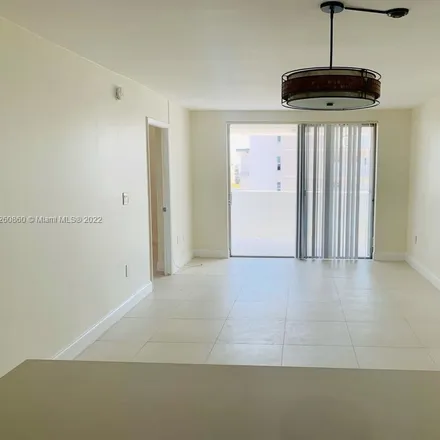 Image 4 - 1331 Lincoln Road, Miami Beach, FL 33139, USA - Condo for rent