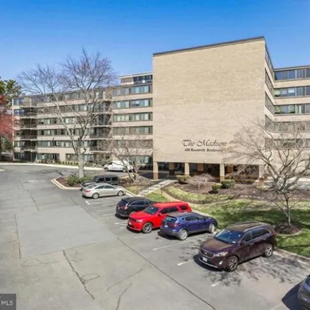 Image 2 - The Madison Condominiums, 600 Roosevelt Boulevard, Falls Church, VA 22044, USA - Condo for sale