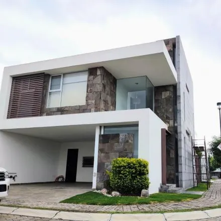 Rent this 3 bed house on Boulevard Nuevo León in Parque Nuevo León, 72193 Santa Clara Ocoyucan