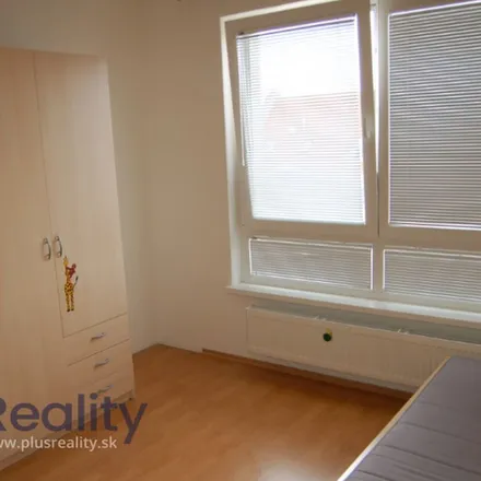 Rent this 3 bed apartment on Z-BOX in 608, 277 52 Nové Ouholice