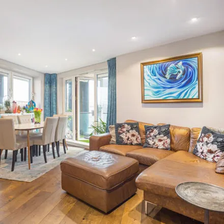 Image 1 - Jersey Court, Dairy Close, London, SW6 4HD, United Kingdom - Apartment for sale