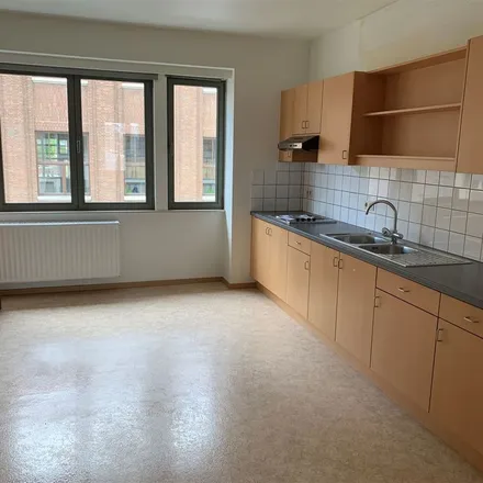 Rent this 1 bed apartment on Plantin en Moretuslei 121 in 2140 Antwerp, Belgium
