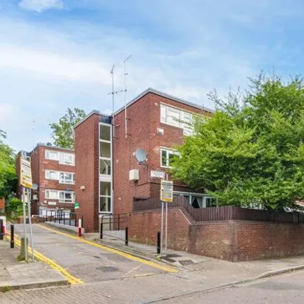 Image 7 - 17 Warltersville Road, London, N19 3XH, United Kingdom - Apartment for sale