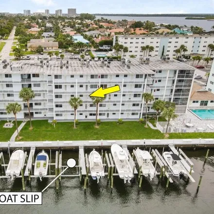 Buy this 1 bed condo on 158 Paradise Harbour Boulevard in North Palm Beach, FL 33408