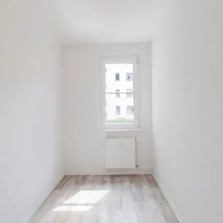 Rent this 3 bed apartment on Johannes-Münze-Straße 5 in 39114 Magdeburg, Germany