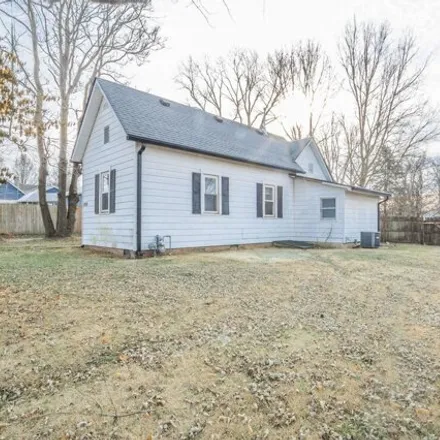 Buy this 3 bed house on 301 West Sumner Avenue in Martinsville, IN 46151