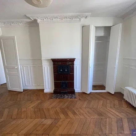 Rent this 3 bed apartment on 103 Rue d'Alésia in 75014 Paris, France