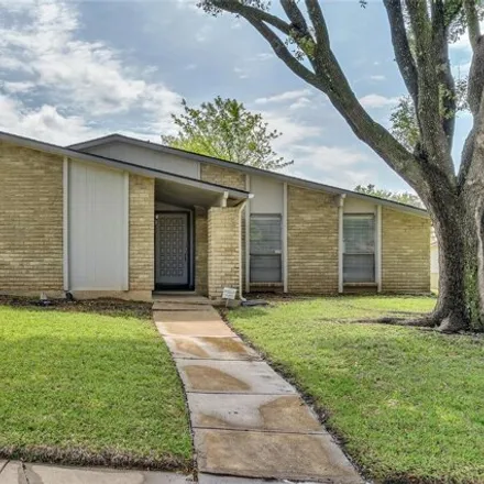 Buy this 3 bed house on 3384 Vista Oaks Drive in Garland, TX 75043