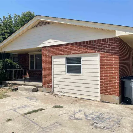 Buy this 4 bed house on 2818 Northwest 22nd Street in Lawton, OK 73505