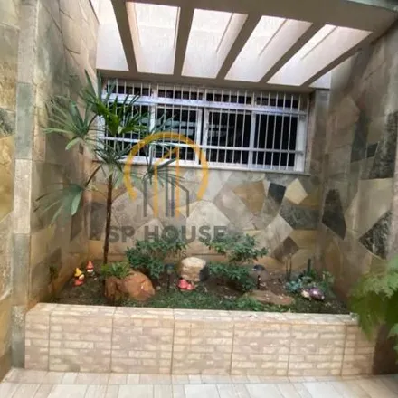Buy this 3 bed house on Rua Carlos Maria Della Paolera in Vila Santo Estéfano, São Paulo - SP