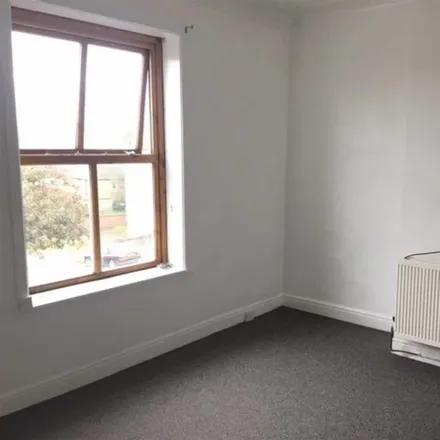 Image 7 - Edge End Road, Great Harwood, BB6 7JP, United Kingdom - Townhouse for rent