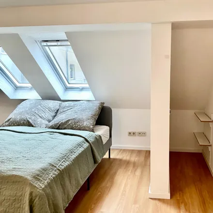 Rent this 1 bed apartment on Proskauer Straße 33 in 10247 Berlin, Germany