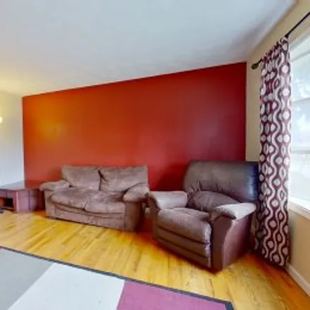 Buy this 3 bed apartment on 403 North Potomac Street