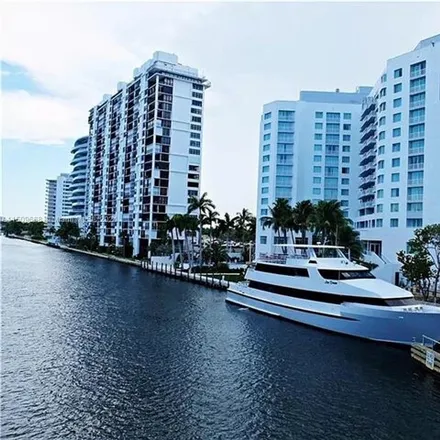 Buy this 2 bed condo on GALLERYone - a DoubleTree Suites by Hilton Hotel in East Sunrise Boulevard, Fort Lauderdale