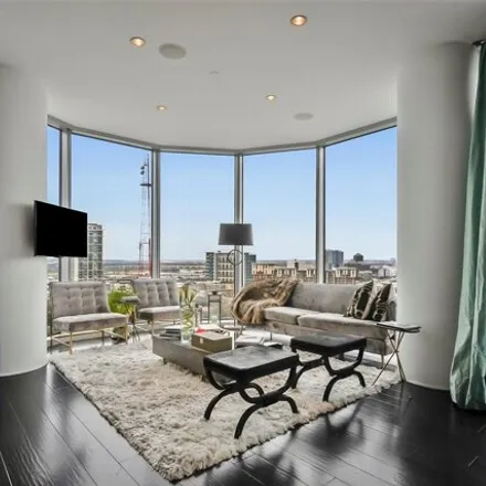 Buy this 2 bed condo on 2920 North Pearl Street in Dallas, TX 75201