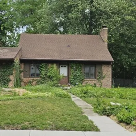 Buy this 4 bed house on 1809 Linden St in East Lansing, Michigan