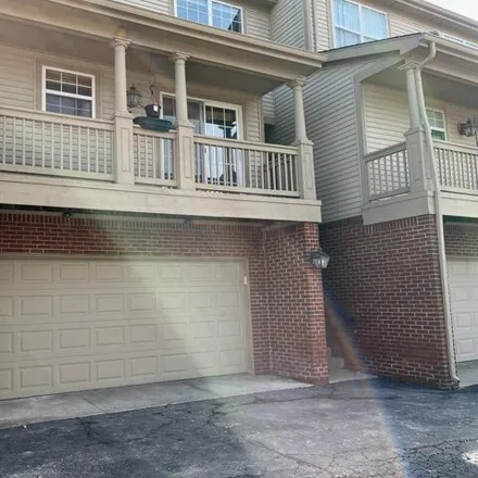 Rent this 3 bed condo on 2839 in 2837, 2835