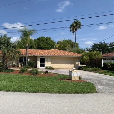 Buy this 3 bed house on 4638 Southeast 20th Place in Cape Coral, FL 33904