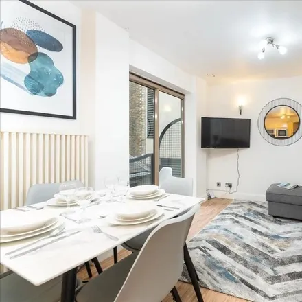 Rent this 1 bed apartment on Pizza Hut in 29-31 Regent Street St James's, London