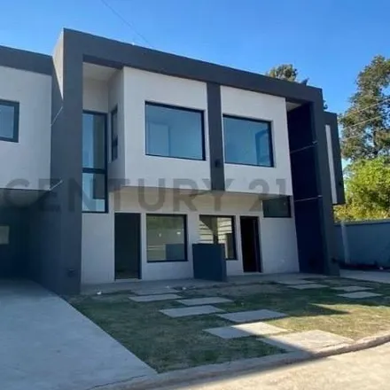 Rent this 3 bed house on Los Robles in Partido de Ezeiza, Canning