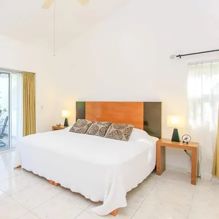 Rent this 3 bed house on Playa del Carmen in Quintana Roo, Mexico