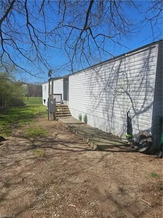 Buy this studio apartment on 7958 Old Lexington Road in Midway, Davidson County