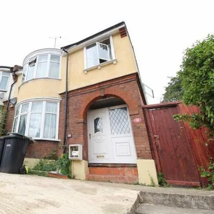 Buy this 3 bed duplex on Farley Food & Wine in Farley Hill, Luton