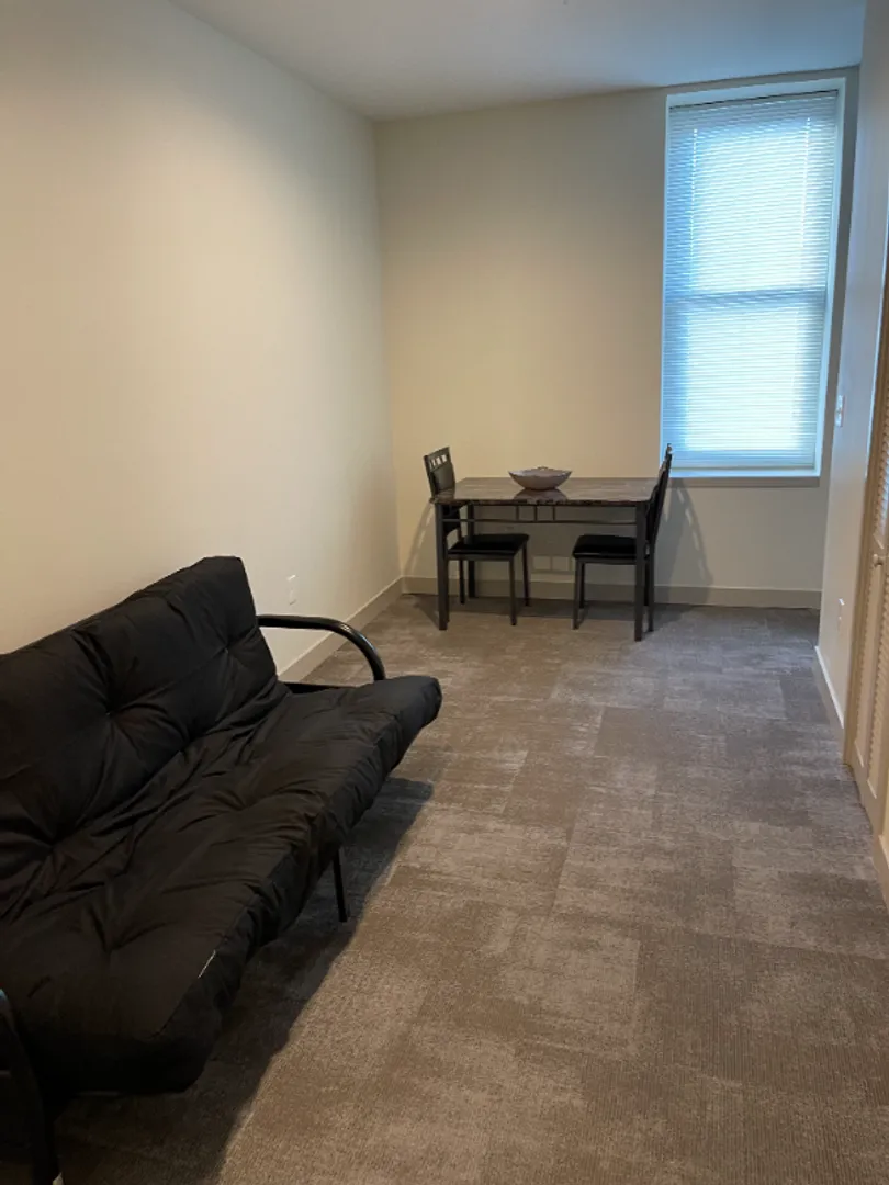 1417 W9th Street | 1 bed apartment for rent