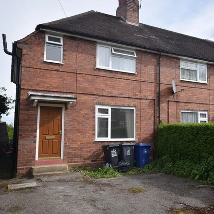 Rent this 3 bed townhouse on Baggott Place in Newcastle-under-Lyme, ST5 2NT
