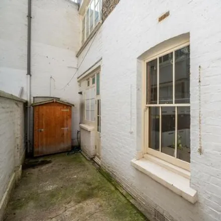 Image 7 - Iliffe Yard, London, SE17 3AR, United Kingdom - Apartment for sale