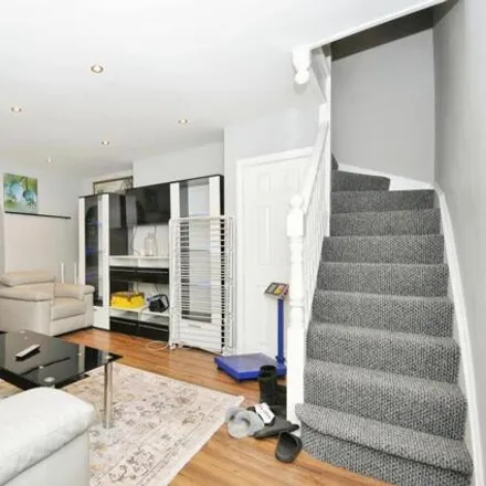 Buy this 3 bed duplex on 58 Sevenoaks Way in London, BR5 3AG