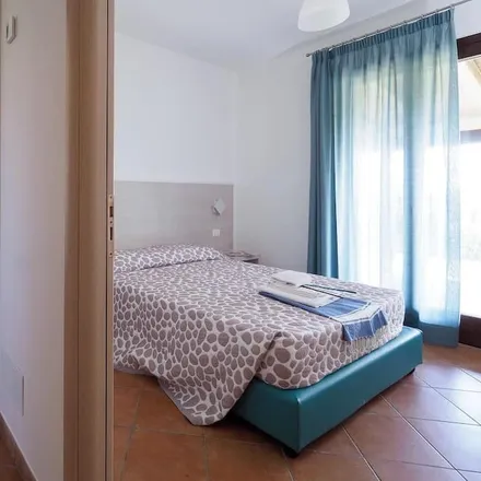 Rent this 3 bed townhouse on Strada Demaniale Marina di Modica-Pisciotto in 97010 Modica RG, Italy