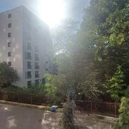 Image 5 - Basen Niepubliczny osiedla Dębowy Park, Ceramiczna 18, 03-126 Warsaw, Poland - Apartment for rent