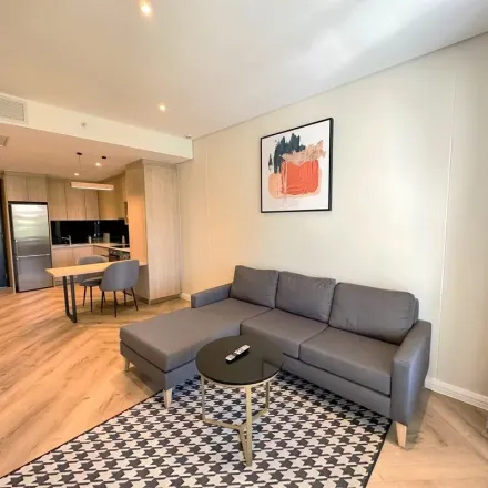 Rent this 1 bed apartment on Benmore Gardens in Benmore Road, Sandton
