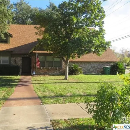 Buy this 5 bed house on 2186 Sam Houston Drive in Victoria, TX 77901